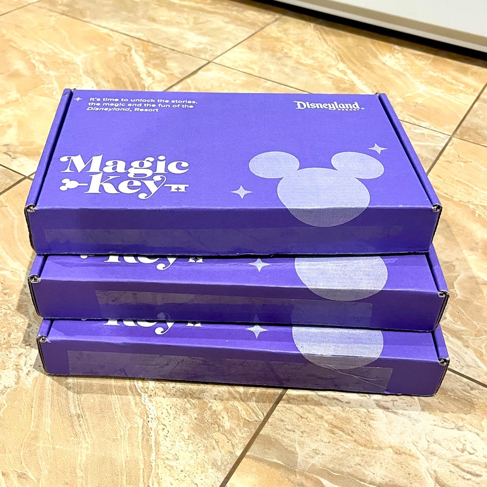 3 Disney Magic Key Welcome Boxes